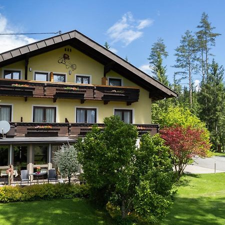 Pension Fischinger Feldkirchen in Kärnten Esterno foto