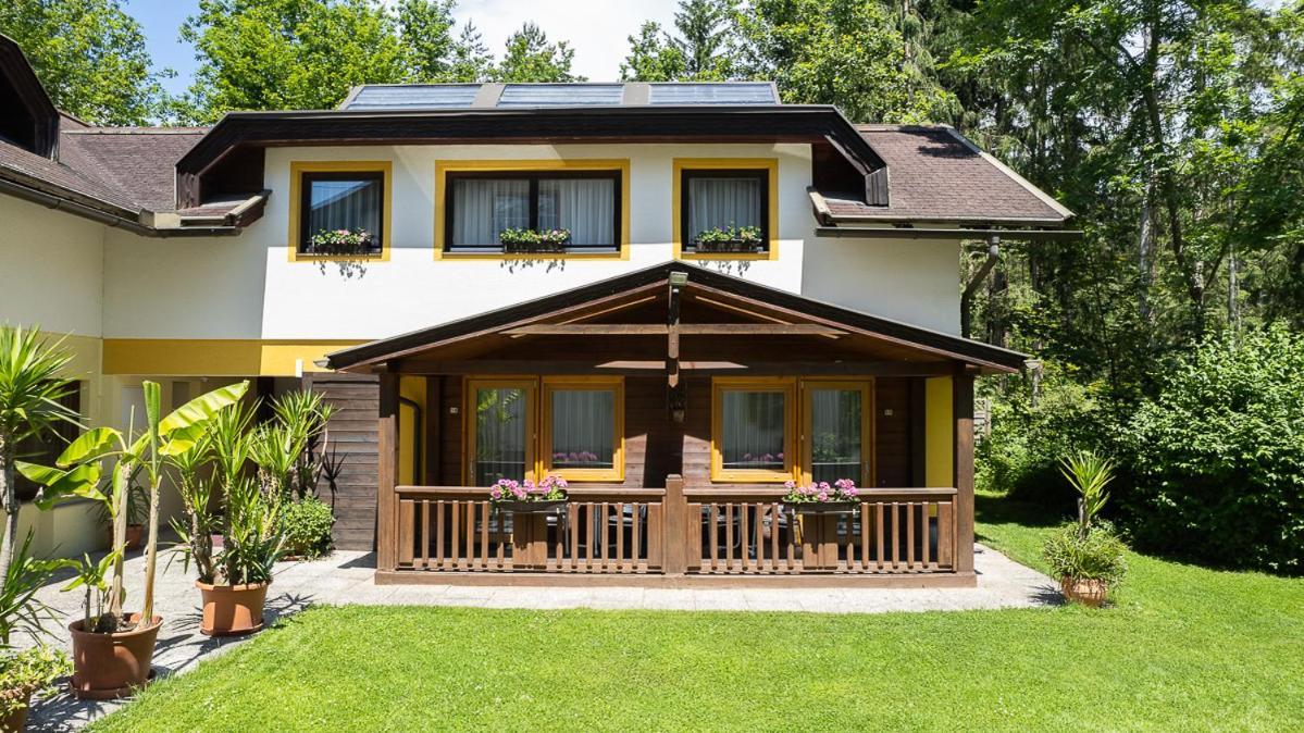 Pension Fischinger Feldkirchen in Kärnten Esterno foto