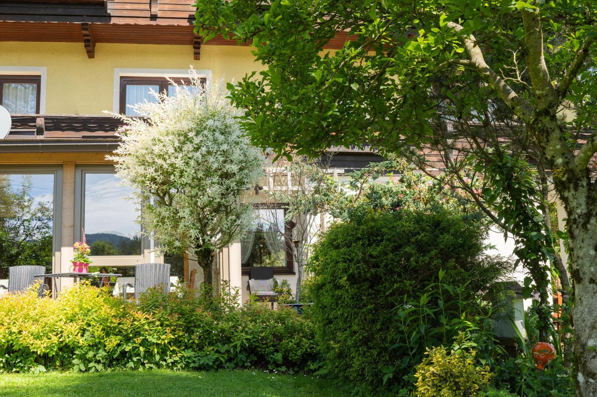 Pension Fischinger Feldkirchen in Kärnten Esterno foto
